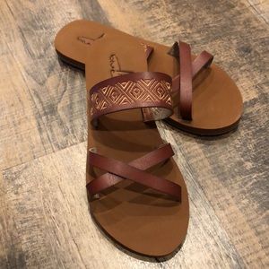 Blue Fin Embroidered Sandals